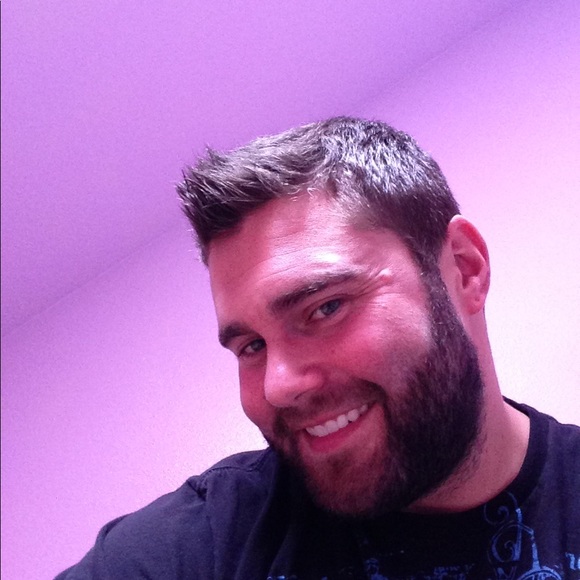 Meet your Posher, Ryan - Picture 5 of 7